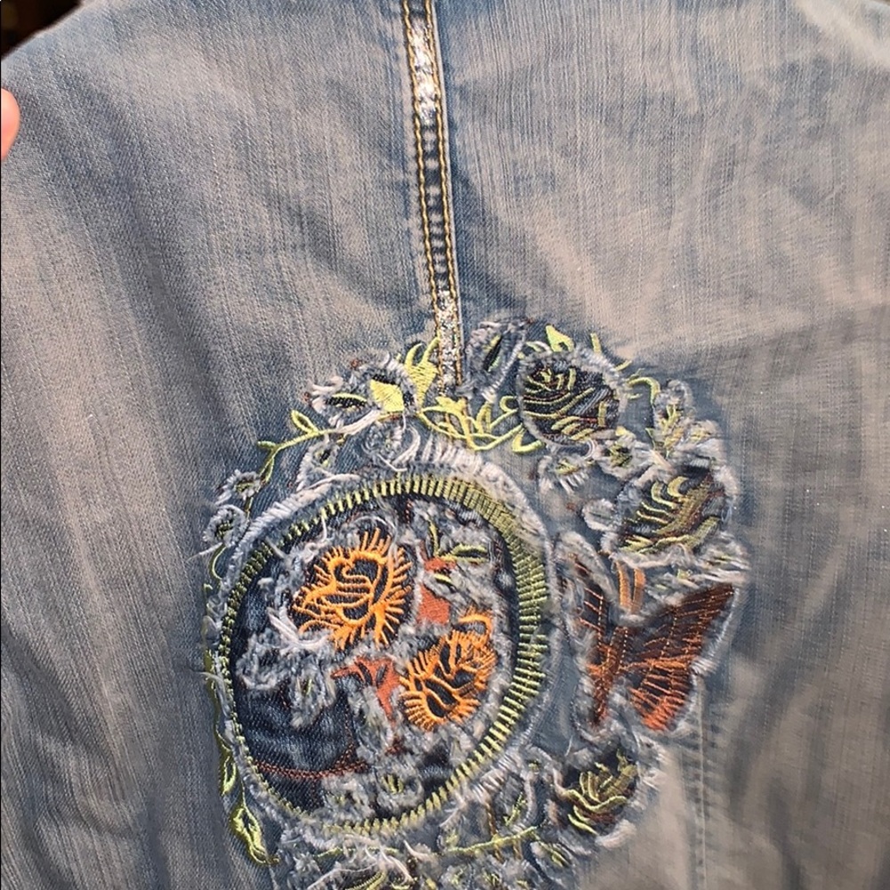 Distressed Denim Jacket - Picture 4 of 6